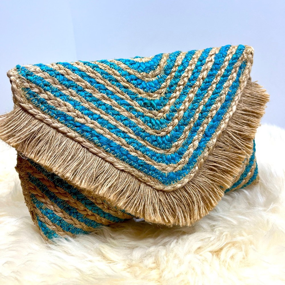 Shiraleah 100% Jute clutch Bag!